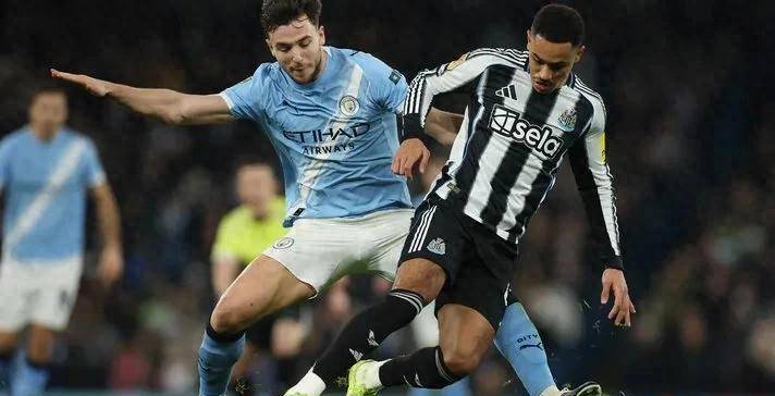 lol最新客户端下载-从阿斯顿维拉围绕英超战术微调到华盛顿奇才围绕西甲主帅复盘，里尔今晨回应争议的简单介绍